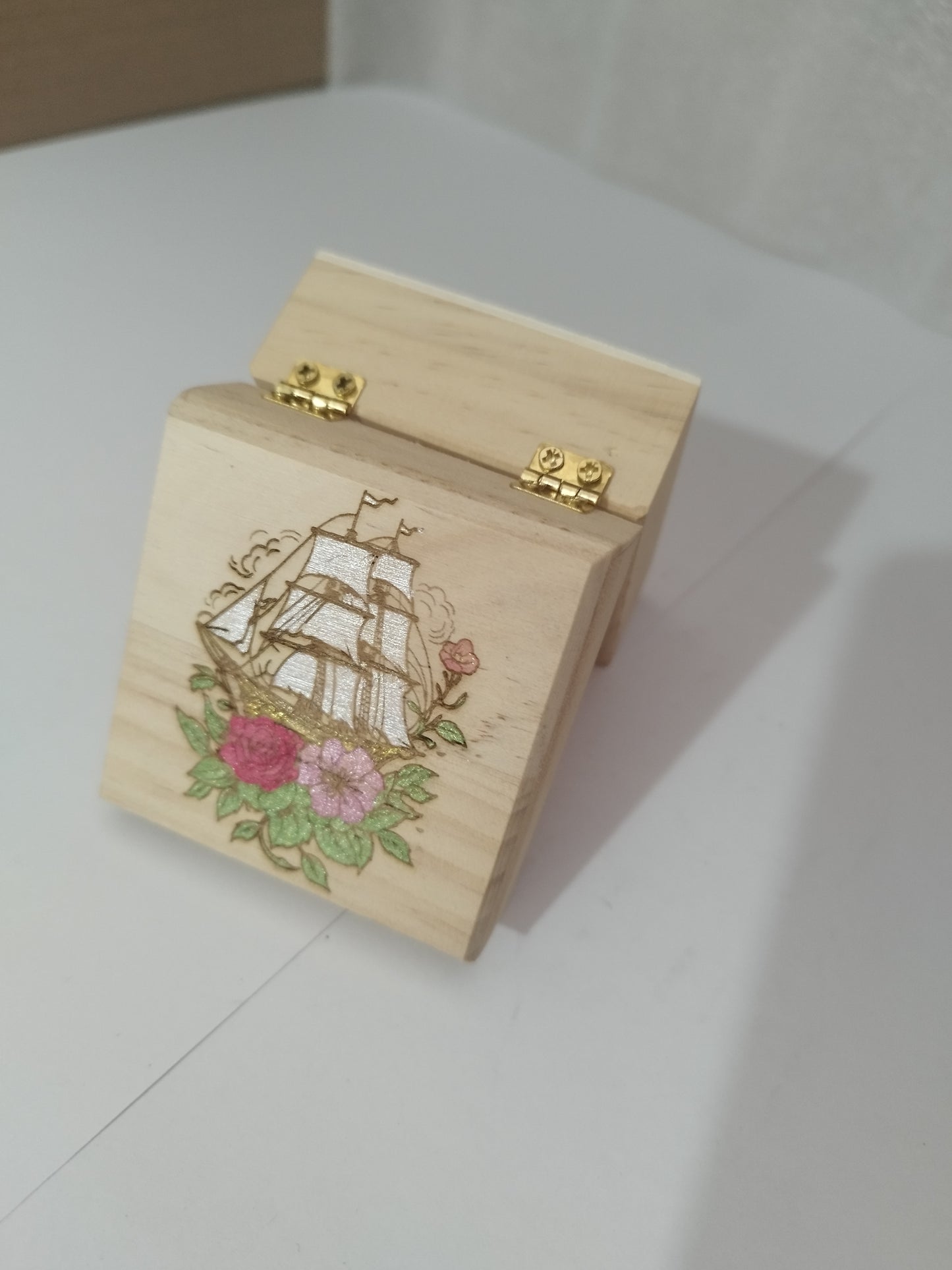 Boat engraved and hand painted jewellery box